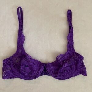 {VTG} Victoria’s Secret | Gold Label Lace Front Close Underwire Bra Purple (32B)